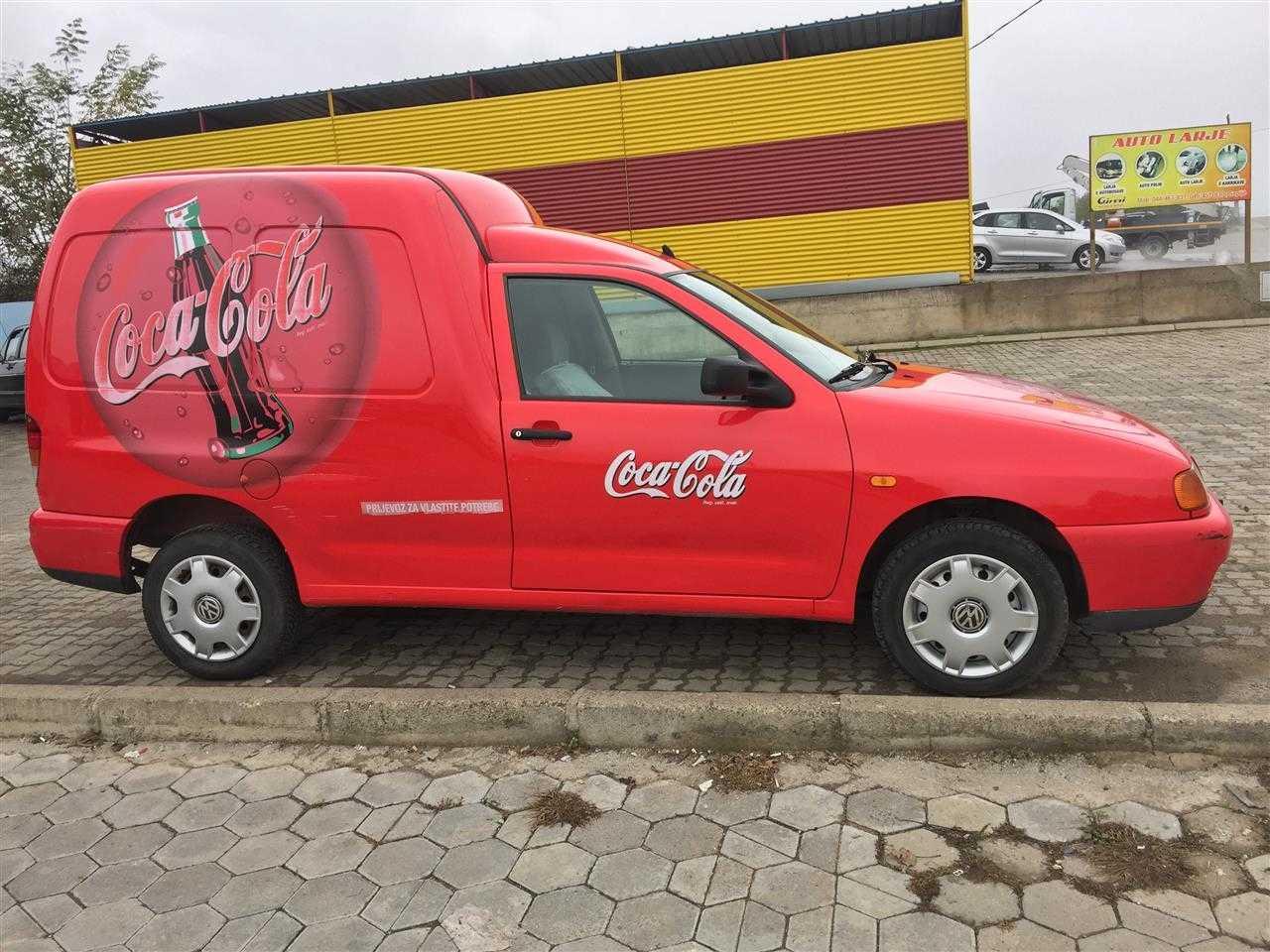 VW-Caddy--02-
