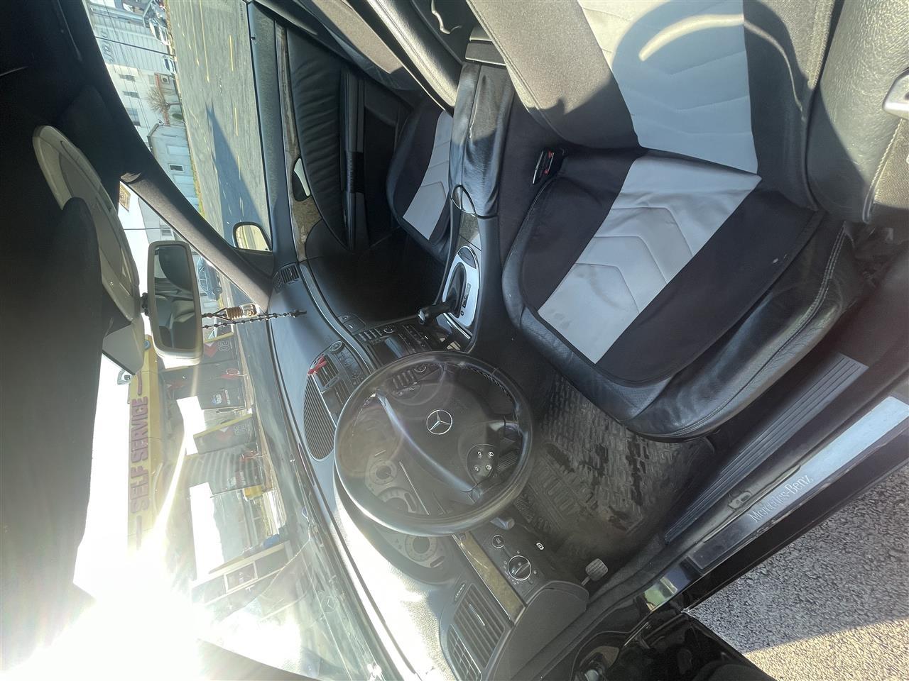 Mercedes-benz-e320