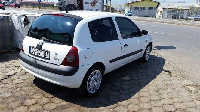 Renault clio